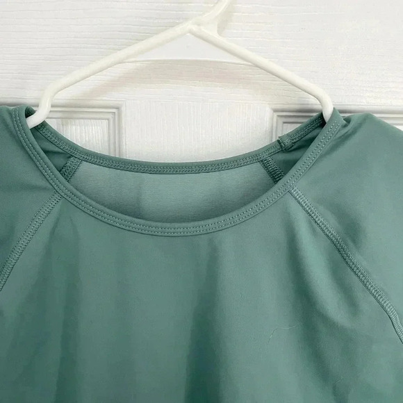 Old Navy I L - Picture 2 of 8